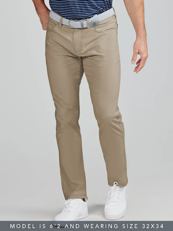 Year-End Deals Motion Pant Tailored Fit - Mid-Khaki
