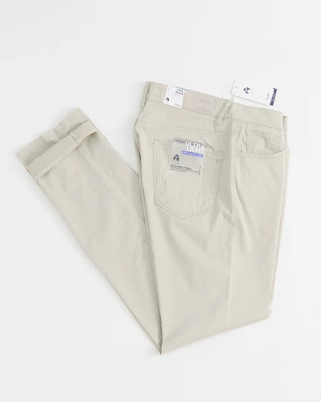 Can't Beat Chuck Ultralight Cotton Stretch Pants